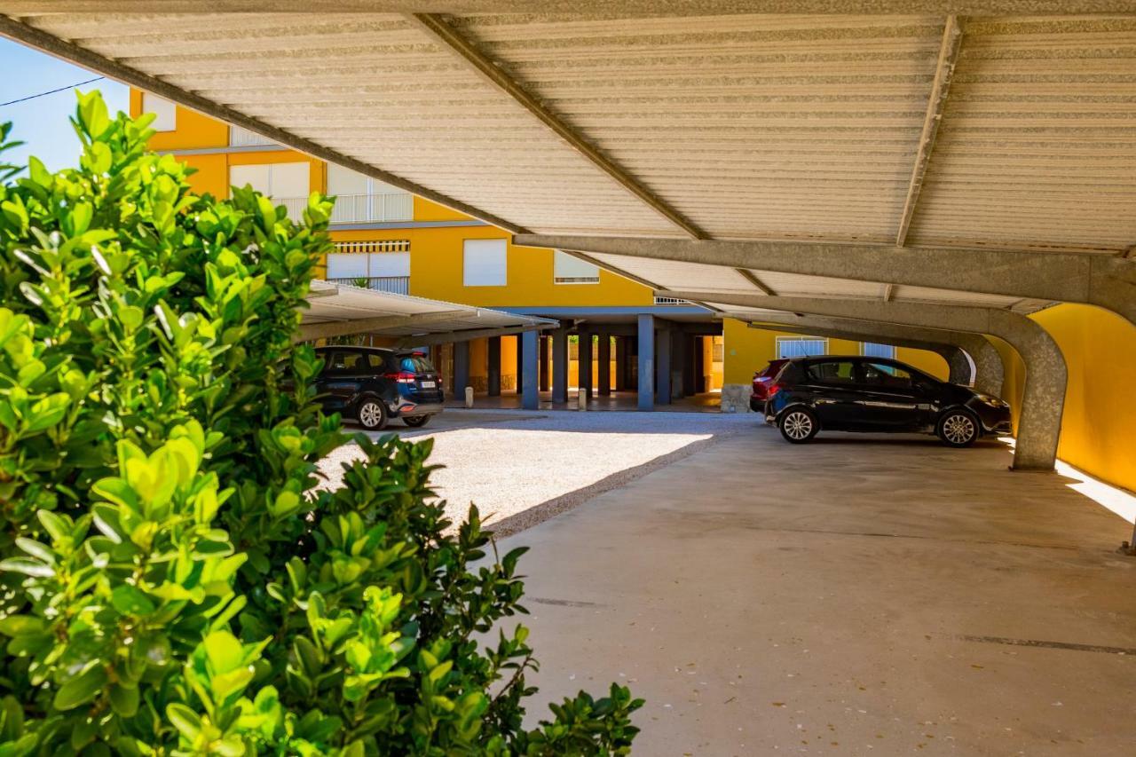 Santa Ana Appartement Les Deveses Buitenkant foto